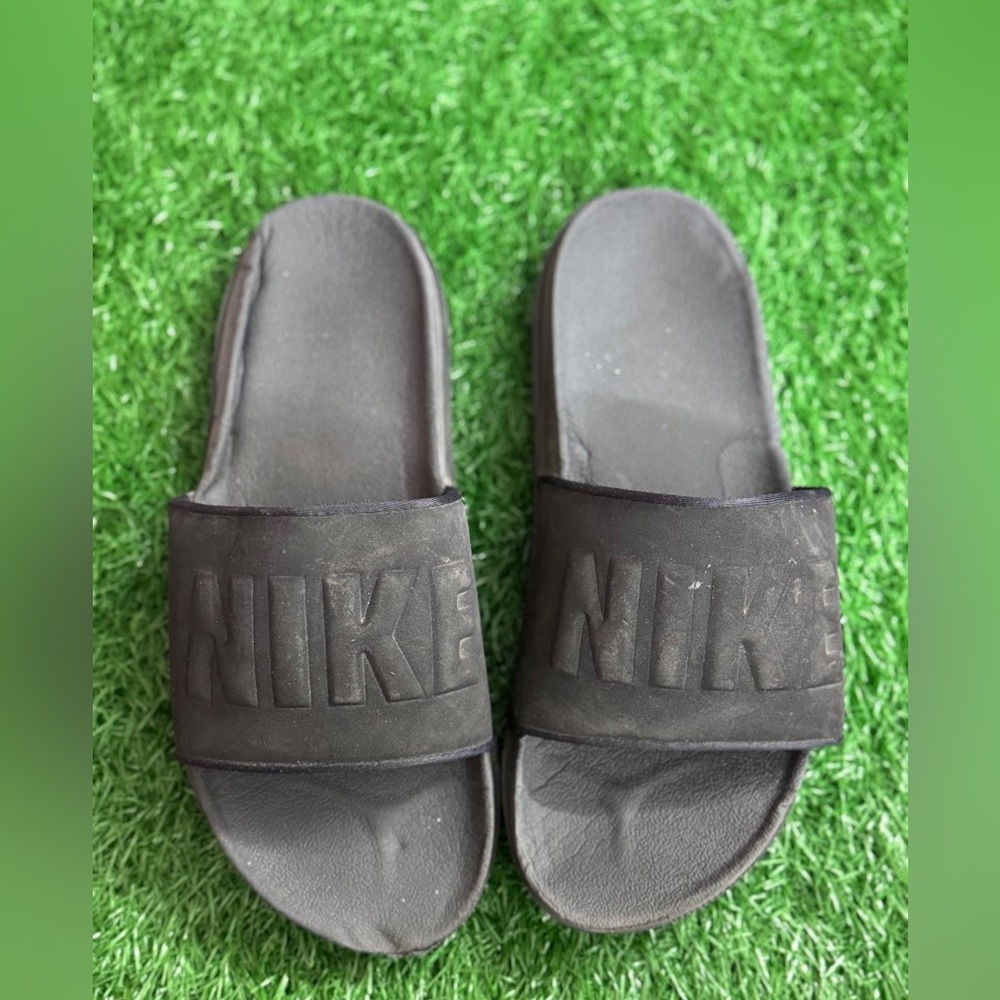 Nike Black Slide‎ Sandals Women’s Size 8